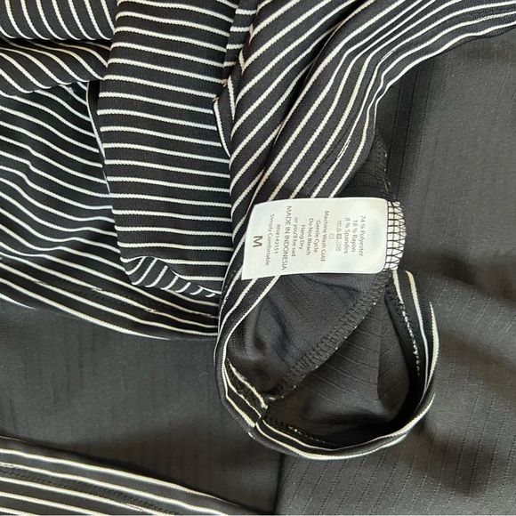 Black and white stripe LulaRoe Amelia dress - Picture 4 of 4